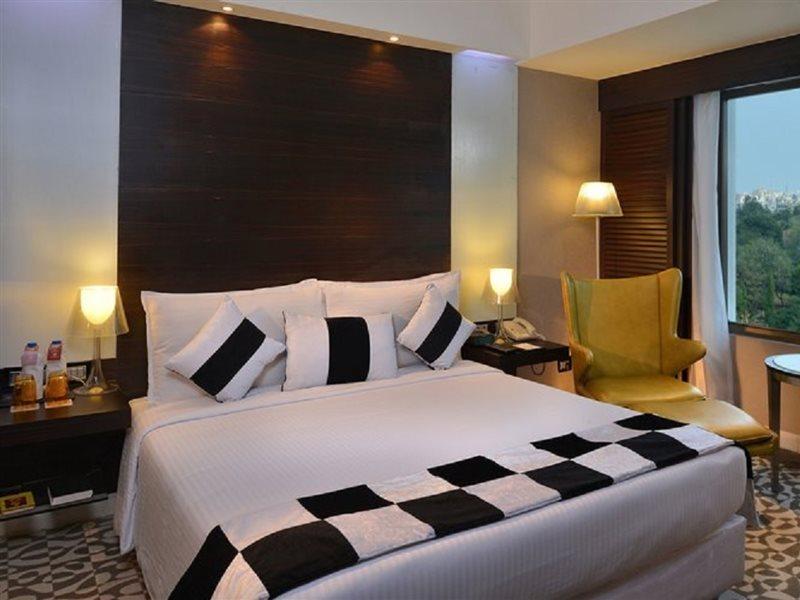 The Golkonda Hotel Hyderabad Exterior photo