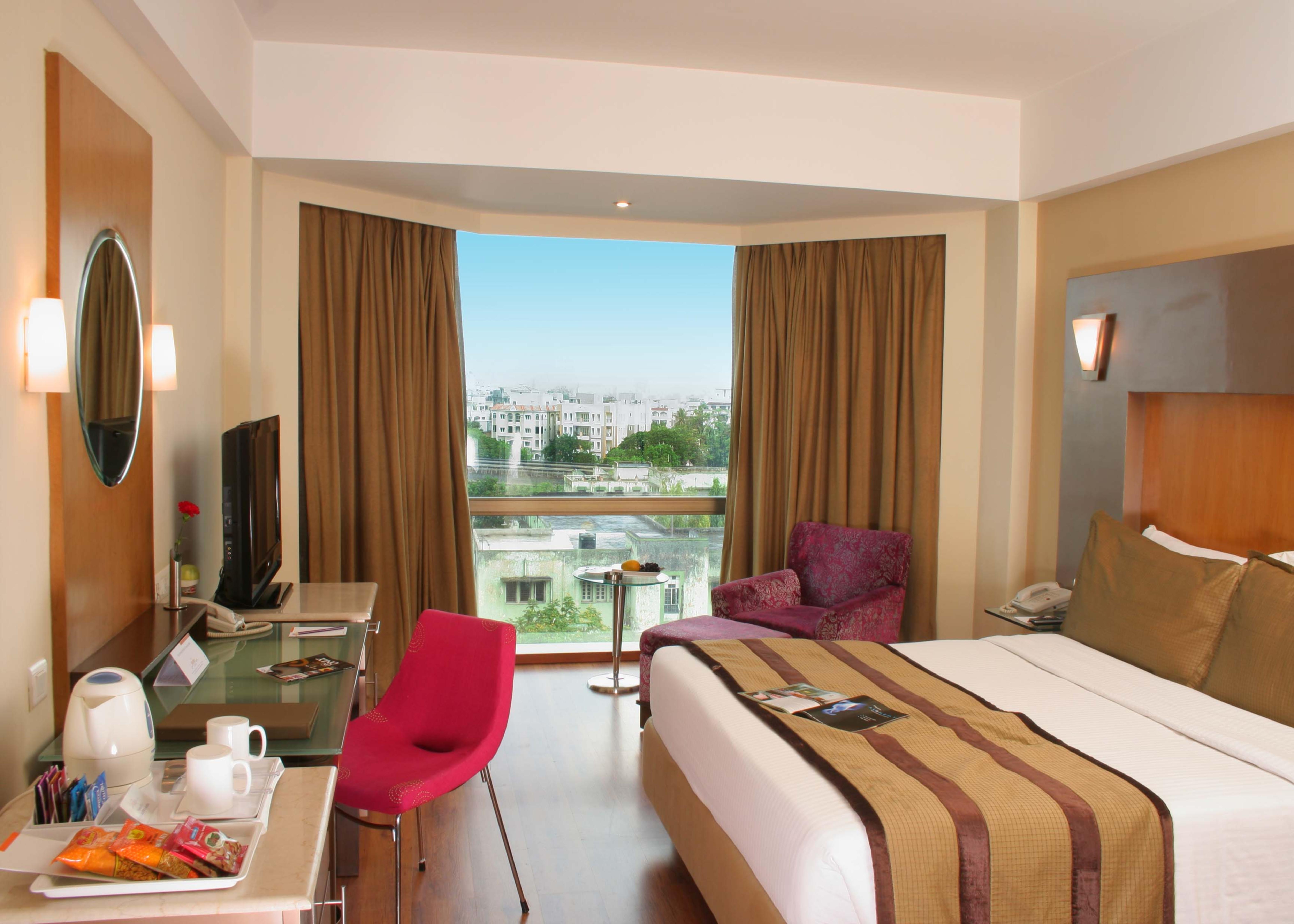 The Golkonda Hotel Hyderabad Room photo