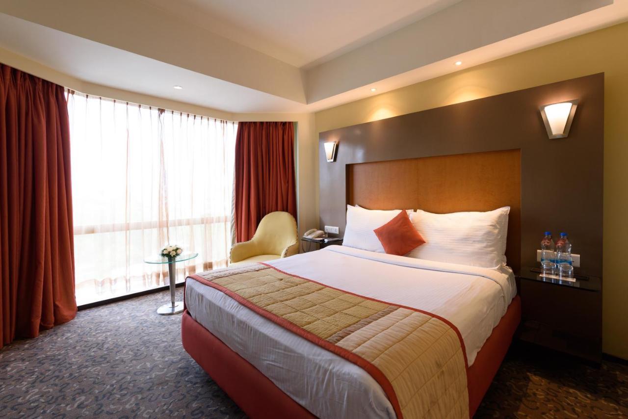 The Golkonda Hotel Hyderabad Exterior photo