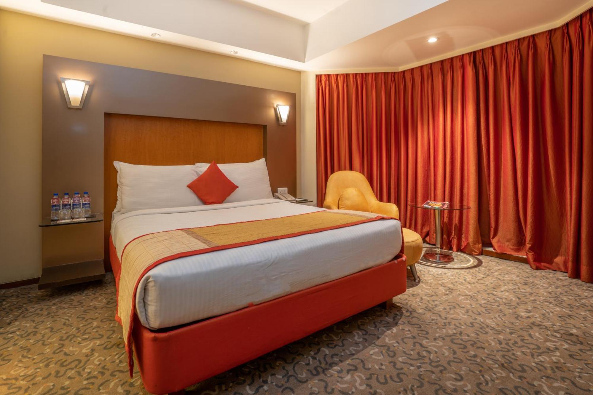 The Golkonda Hotel Hyderabad Exterior photo