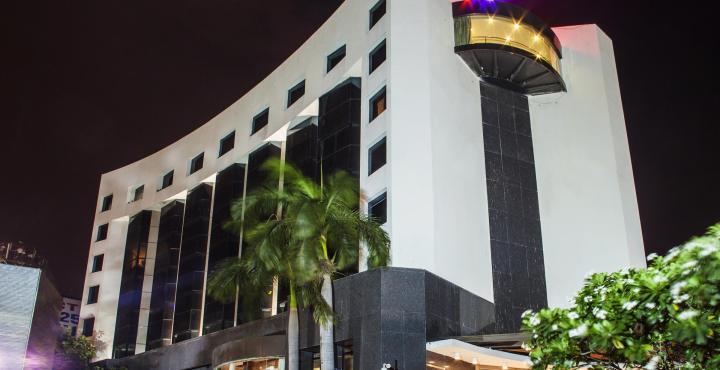 The Golkonda Hotel Hyderabad Exterior photo