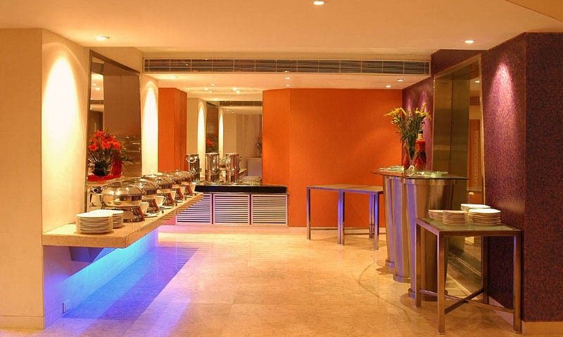 The Golkonda Hotel Hyderabad Restaurant photo