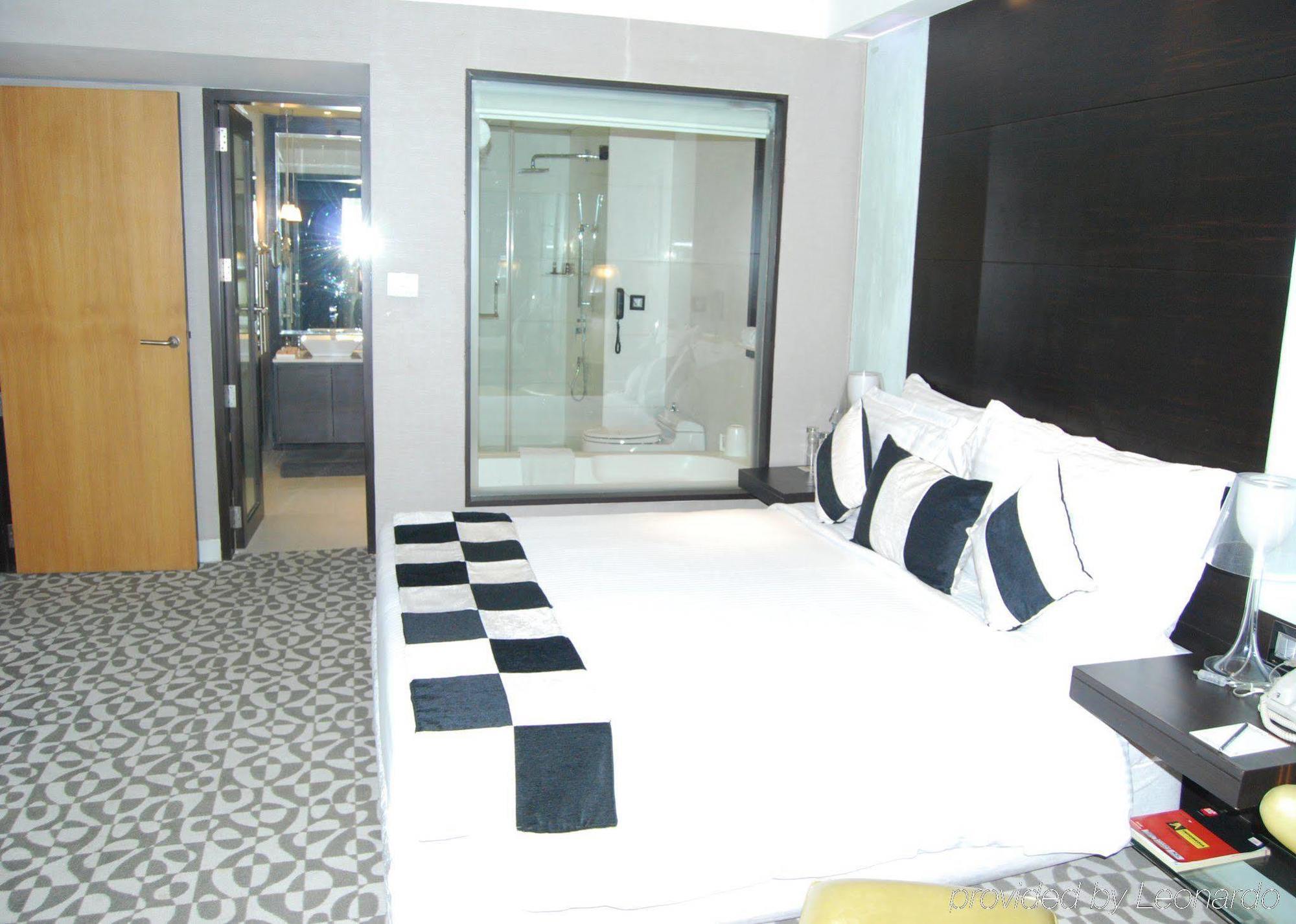 The Golkonda Hotel Hyderabad Room photo