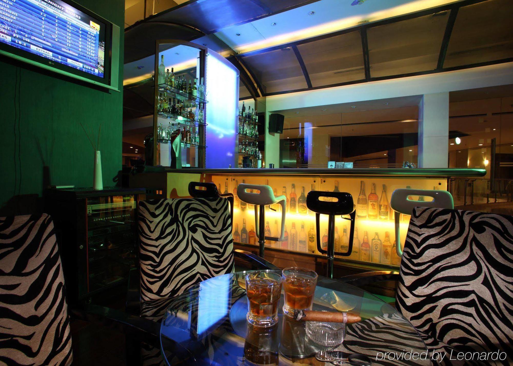 The Golkonda Hotel Hyderabad Restaurant photo